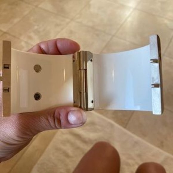 chanel cuff bracelet - Picture 7 of 10